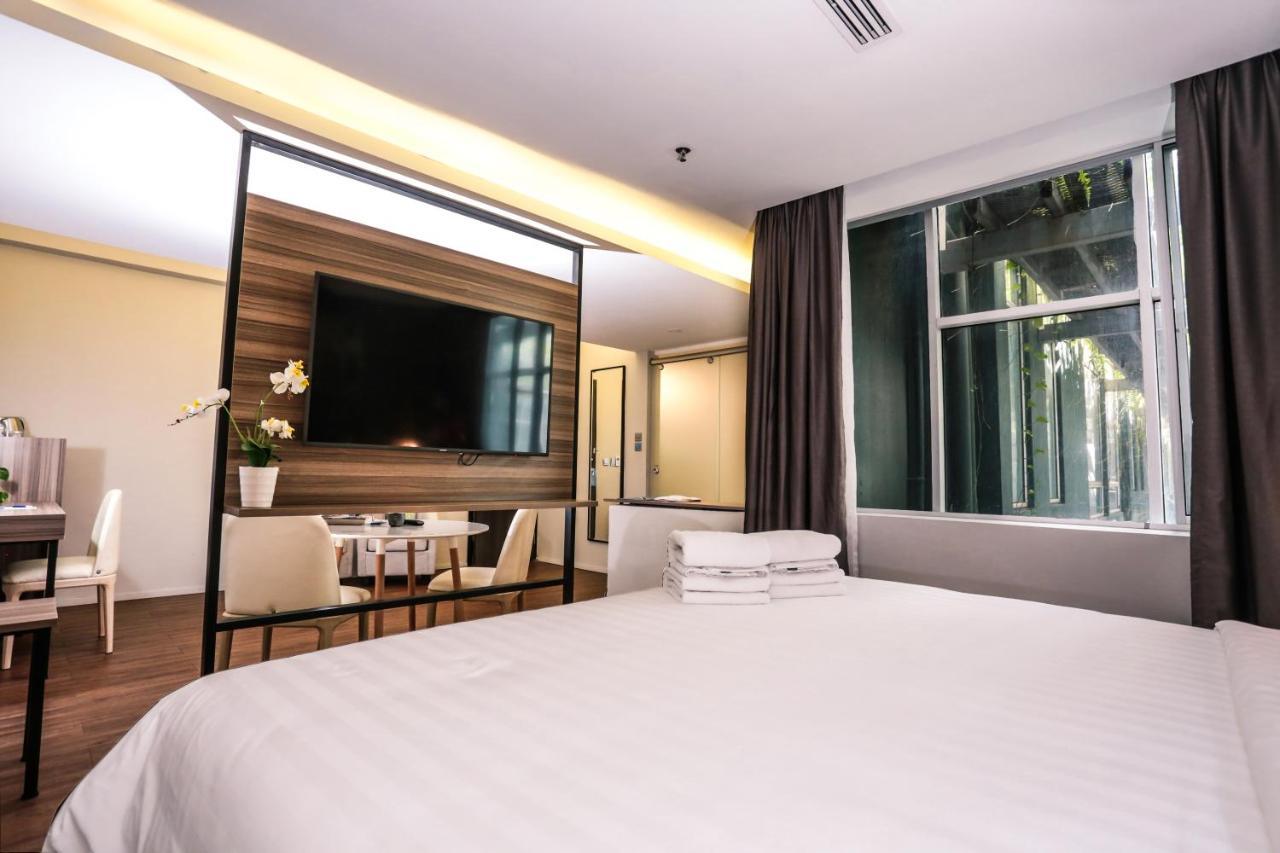 Days Hotel & Suites By Wyndham Kl - Chan Sow Lin Mrt Or Lrt Kuala Lumpur Ngoại thất bức ảnh