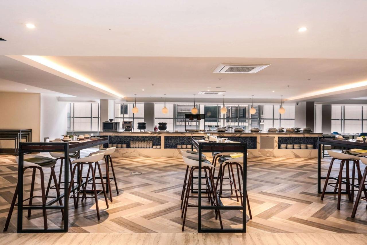 Days Hotel & Suites By Wyndham Kl - Chan Sow Lin Mrt Or Lrt Kuala Lumpur Ngoại thất bức ảnh