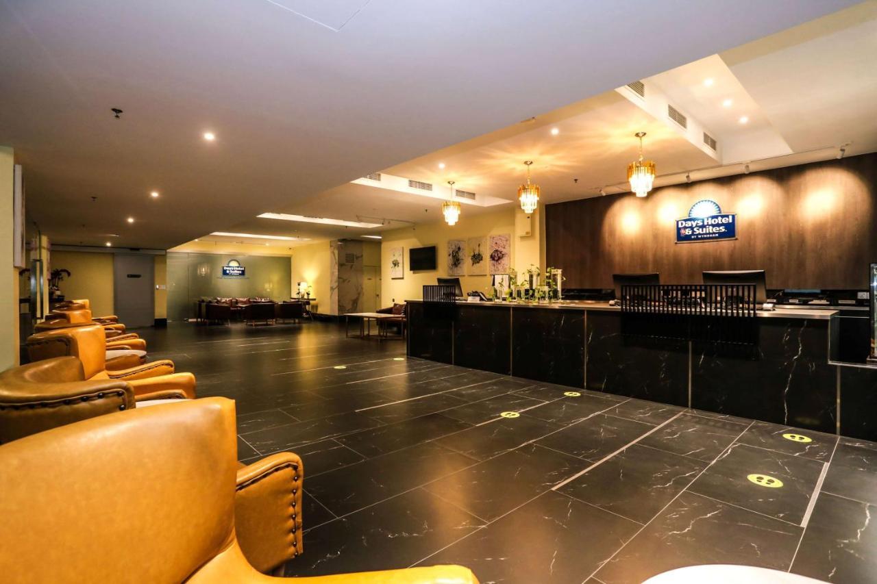 Days Hotel & Suites By Wyndham Kl - Chan Sow Lin Mrt Or Lrt Kuala Lumpur Ngoại thất bức ảnh