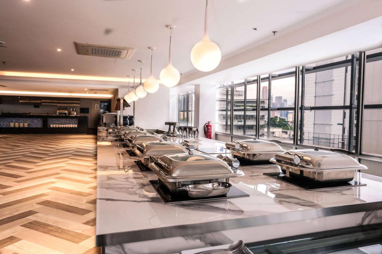 Days Hotel & Suites By Wyndham Kl - Chan Sow Lin Mrt Or Lrt Kuala Lumpur Ngoại thất bức ảnh