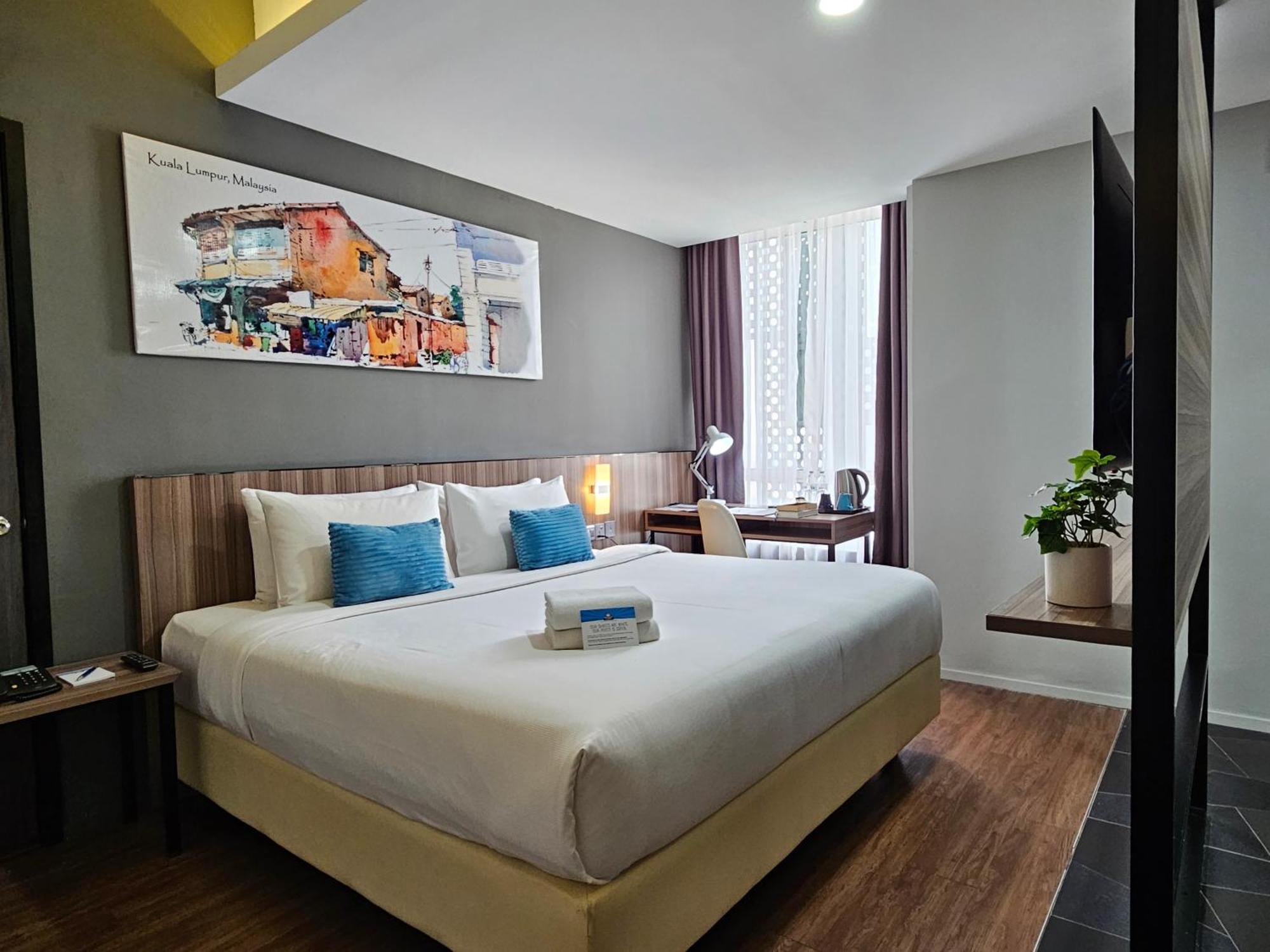 Days Hotel & Suites By Wyndham Fraser Business Park Kl Kuala Lumpur Ngoại thất bức ảnh