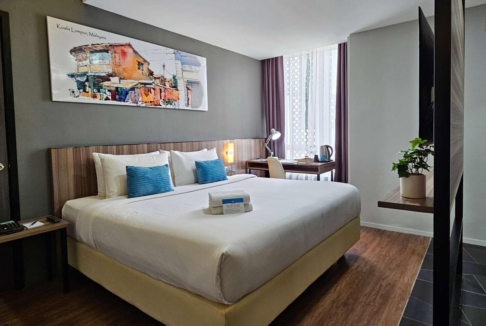 Days Hotel & Suites By Wyndham Fraser Business Park Kl Kuala Lumpur Ngoại thất bức ảnh