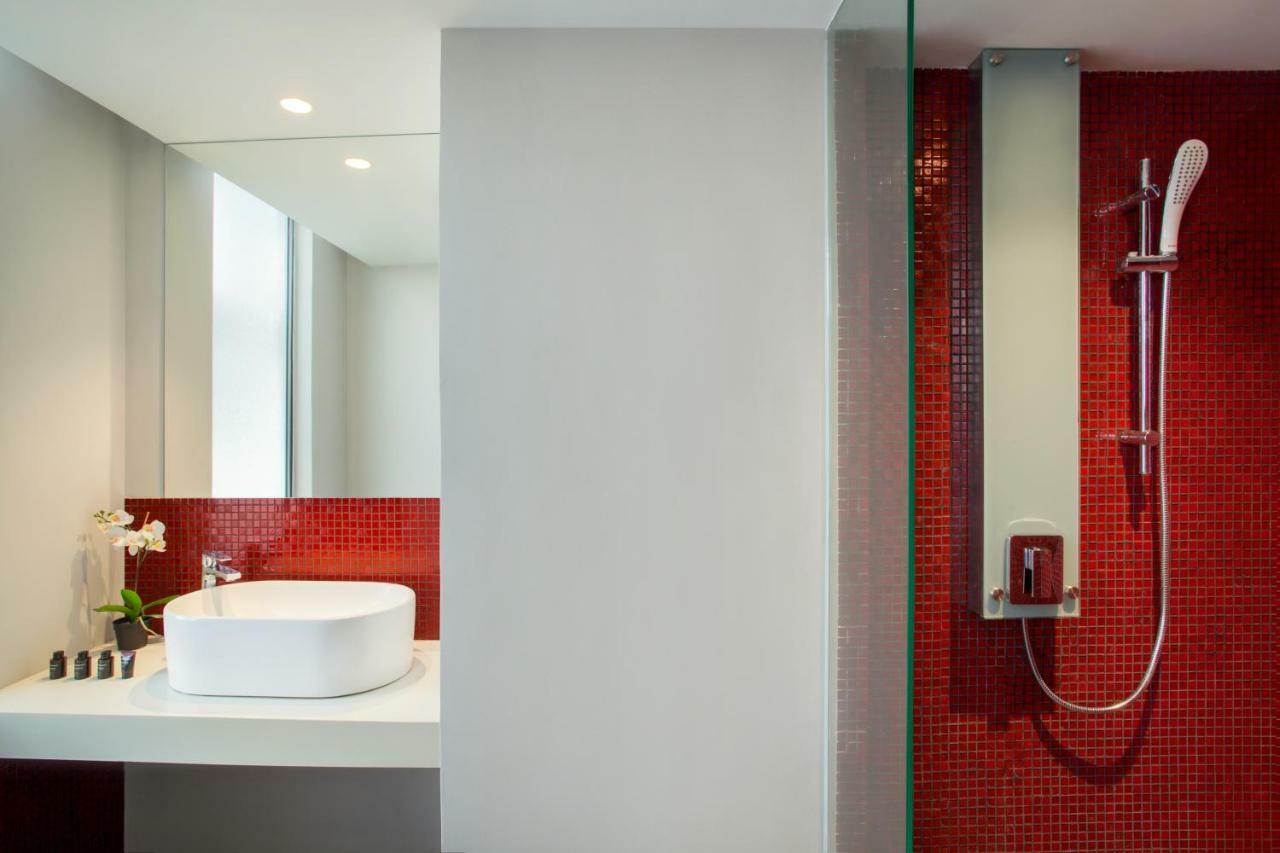 Days Hotel & Suites By Wyndham Kl - Chan Sow Lin Mrt Or Lrt Kuala Lumpur Ngoại thất bức ảnh